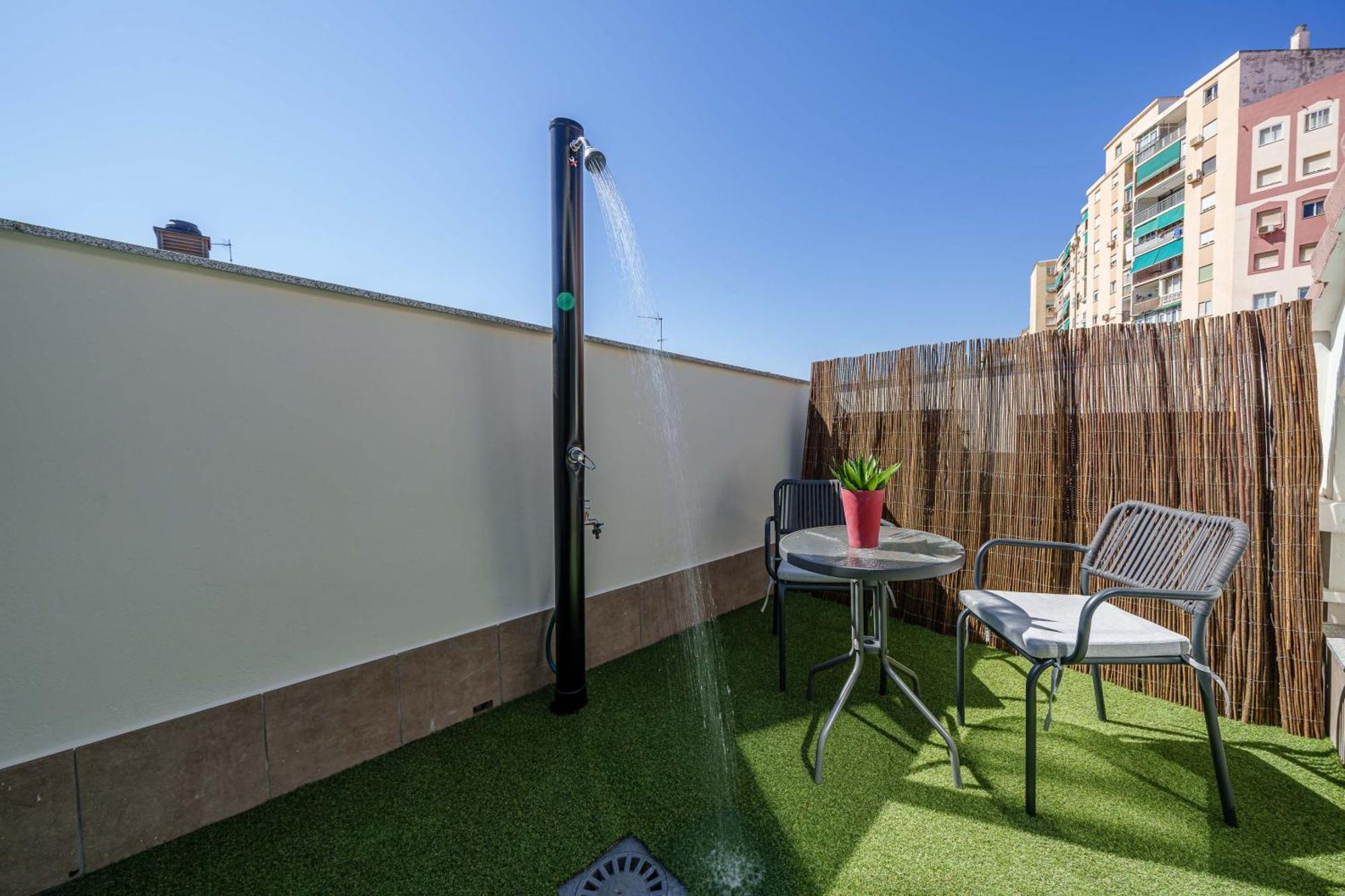 Malaga Old Town Pool & Parking Apartment ภายนอก รูปภาพ