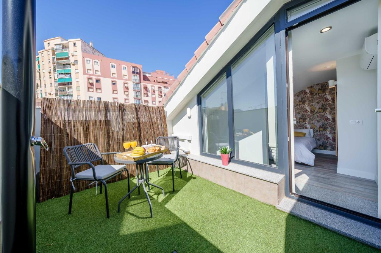 Malaga Old Town Pool & Parking Apartment ภายนอก รูปภาพ