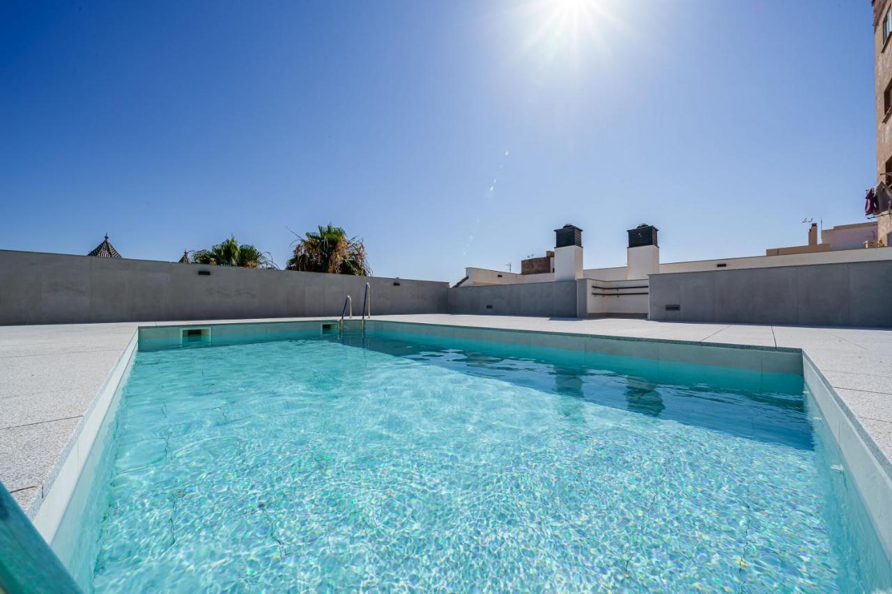 Malaga Old Town Pool & Parking Apartment ภายนอก รูปภาพ